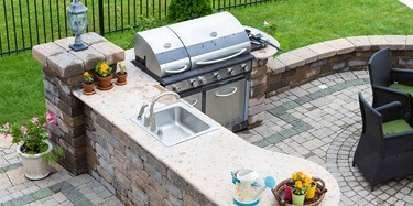 Grill & Gartenmöbel